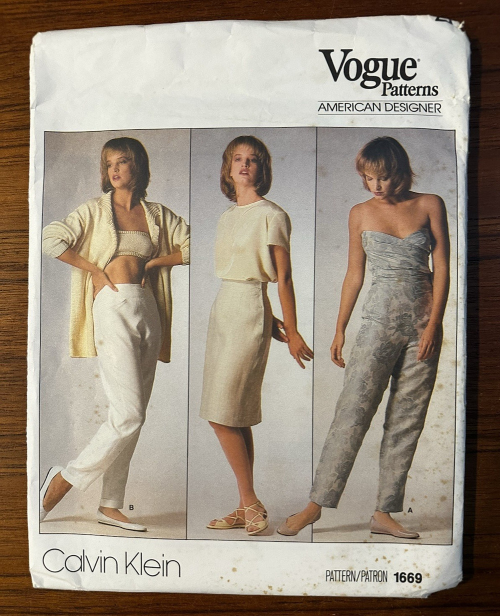 UNCUT Vogue American designer Calvin Klein Sewing Pattern #1669 Size 14
